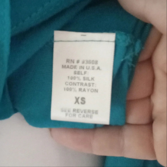 Matty M Teal Flowy Drape Front 100% Silk Blouse Made in USA Size XS - Picture 5 of 5